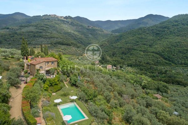 casa indipendente in vendita a Loro Ciuffenna