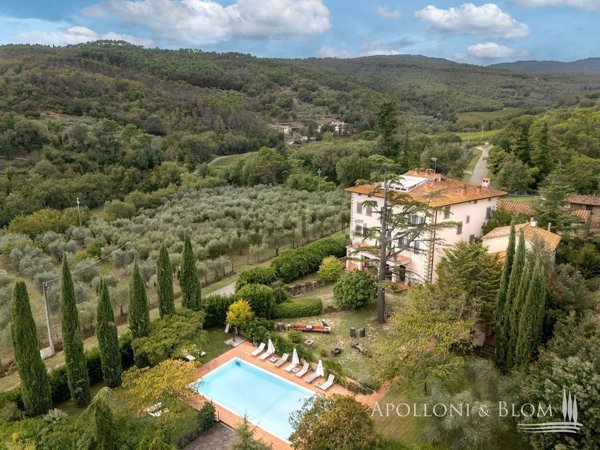 villa in vendita a Loro Ciuffenna