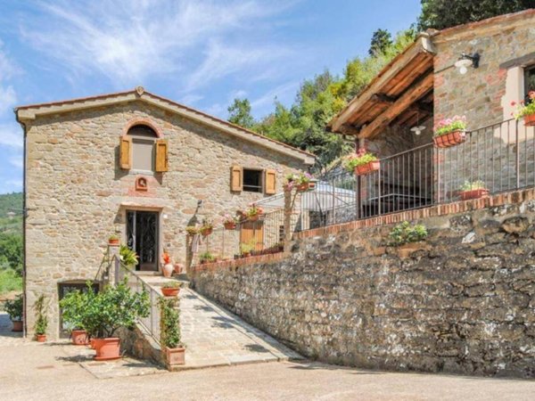casa indipendente in vendita a Loro Ciuffenna