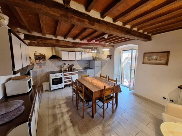 casa indipendente in vendita a Loro Ciuffenna in zona Trappola