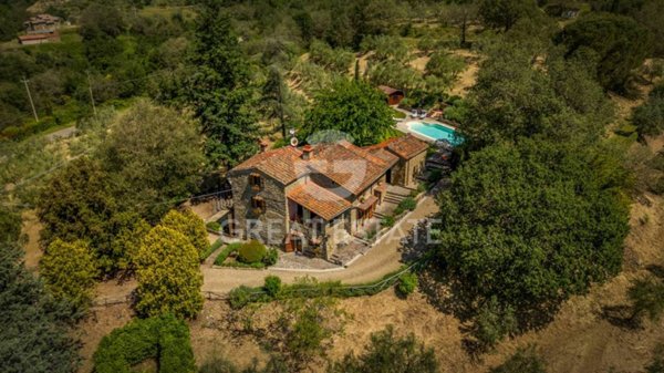 casa indipendente in vendita a Loro Ciuffenna