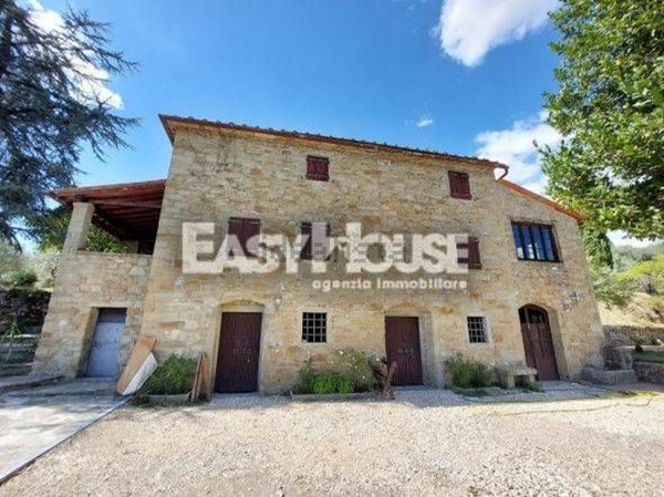 casa indipendente in vendita a Loro Ciuffenna