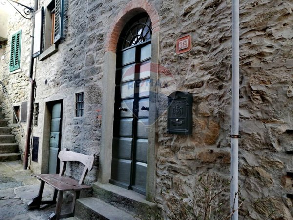 casa indipendente in vendita a Loro Ciuffenna in zona Trappola