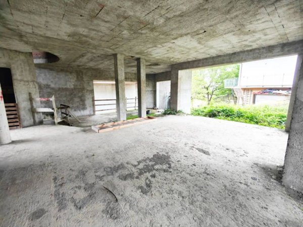 casa indipendente in vendita a Loro Ciuffenna
