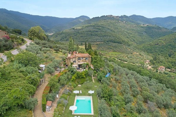 casale in vendita a Loro Ciuffenna