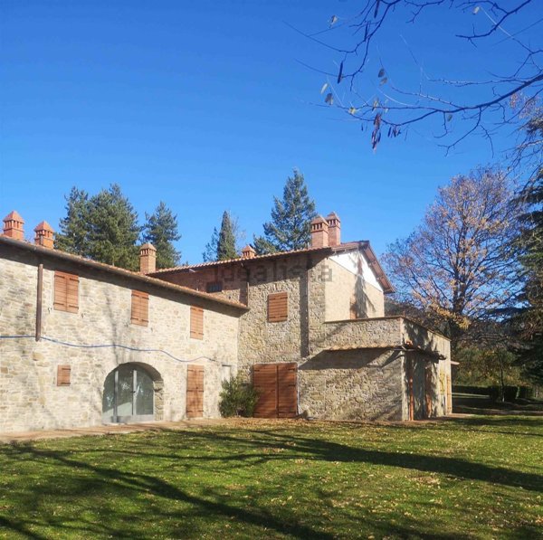 casa indipendente in vendita a Loro Ciuffenna