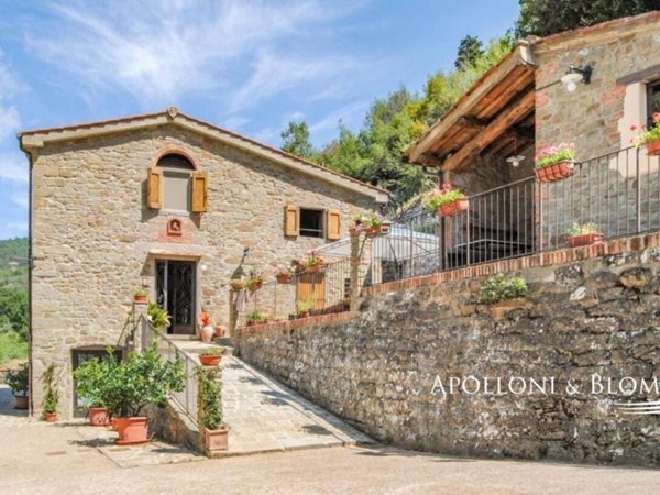 casa indipendente in vendita a Loro Ciuffenna