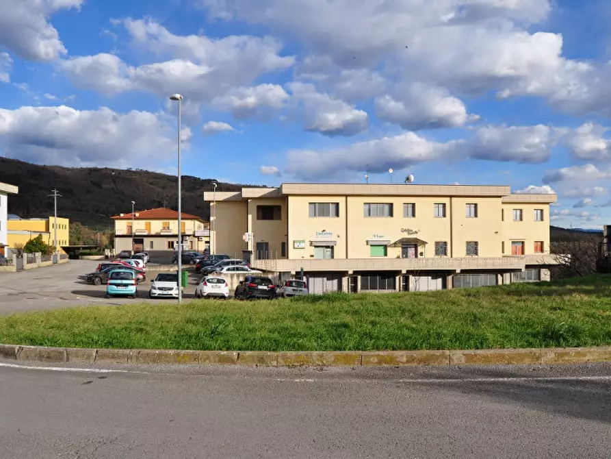 negozio in vendita a Loro Ciuffenna in zona San Giustino Valdarno