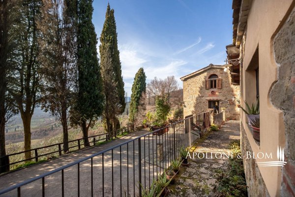 casale in vendita a Loro Ciuffenna