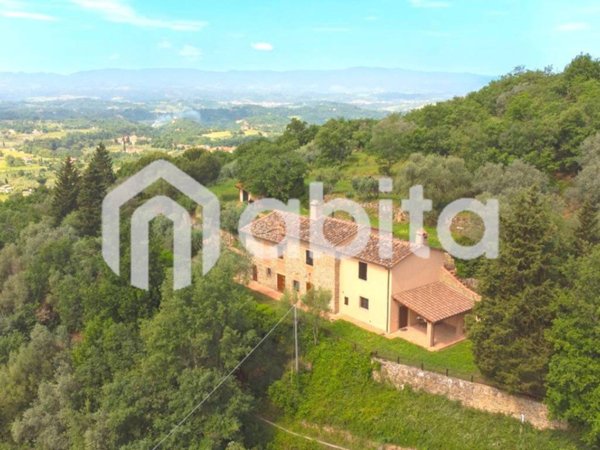 casa indipendente in vendita a Loro Ciuffenna