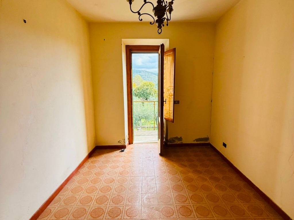 appartamento in vendita a Loro Ciuffenna in zona San Giustino Valdarno