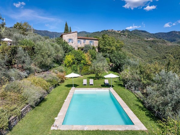 casa indipendente in vendita a Loro Ciuffenna