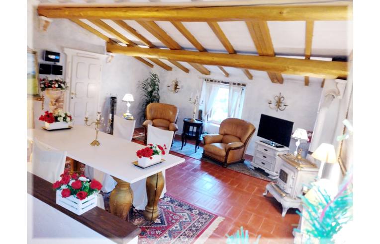 casa indipendente in vendita a Loro Ciuffenna in zona Chiassaia