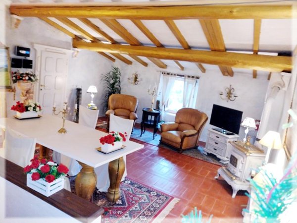 casa indipendente in vendita a Loro Ciuffenna in zona Chiassaia