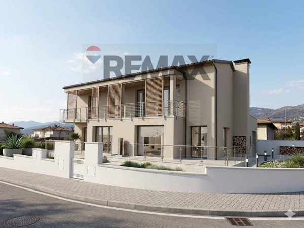 casa indipendente in vendita a Loro Ciuffenna