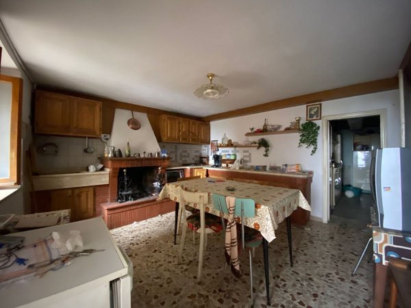 casa indipendente in vendita a Loro Ciuffenna