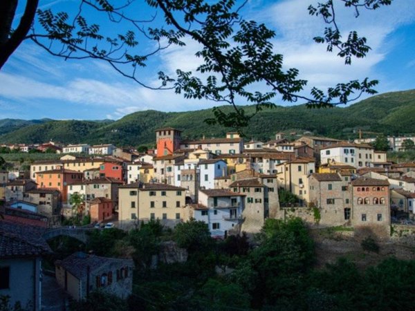 casa indipendente in vendita a Loro Ciuffenna