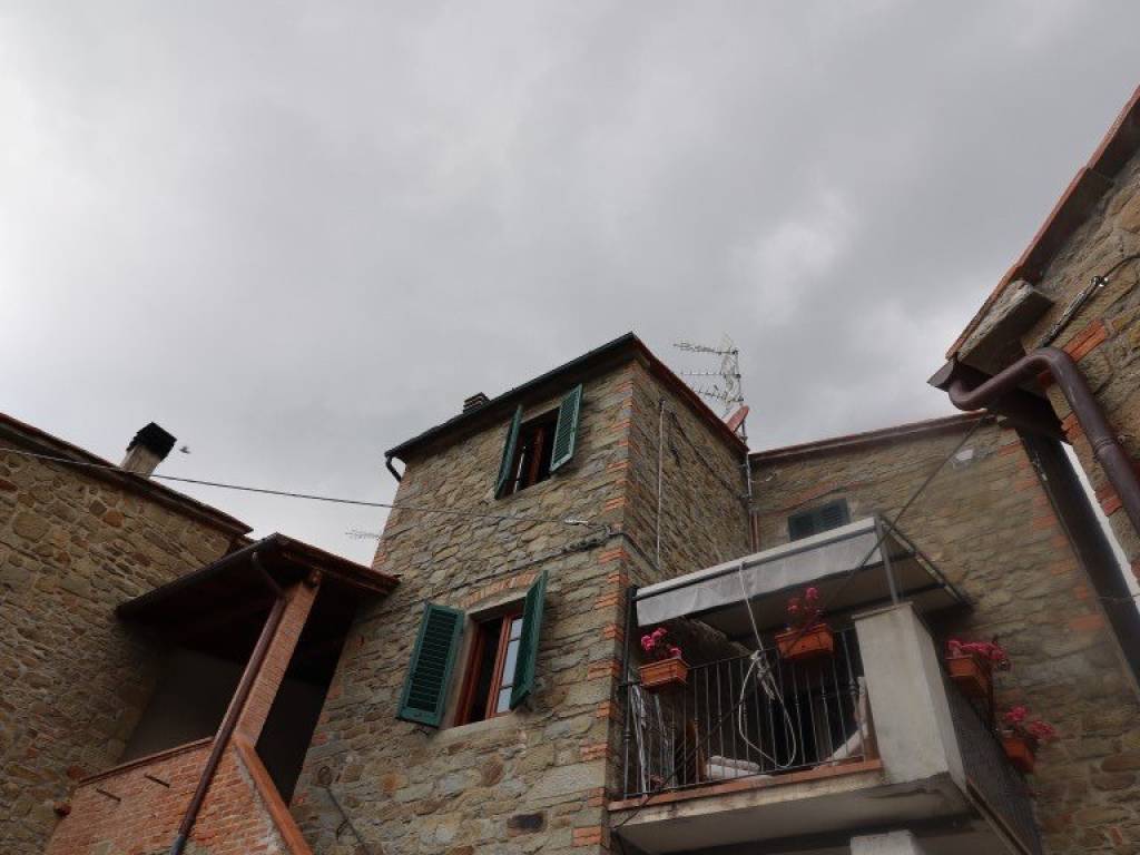 casa indipendente in vendita a Loro Ciuffenna