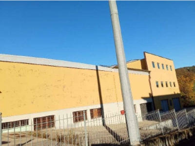 capannone in vendita a Loro Ciuffenna in zona San Giustino Valdarno