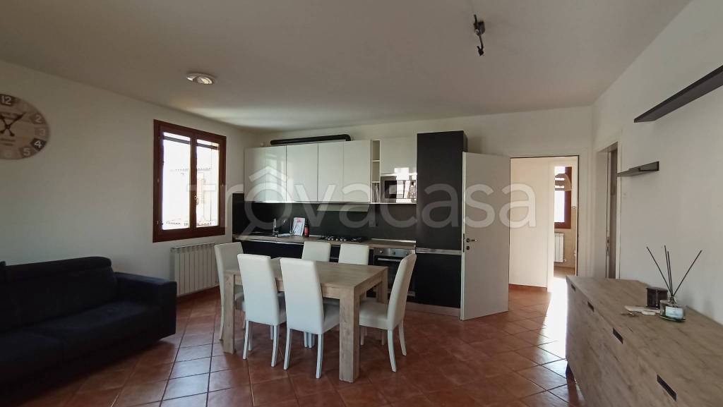 appartamento in vendita a Loro Ciuffenna