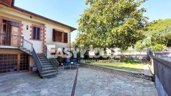 appartamento in vendita a Loro Ciuffenna in zona San Giustino Valdarno