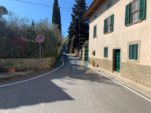 casa indipendente in vendita a Loro Ciuffenna