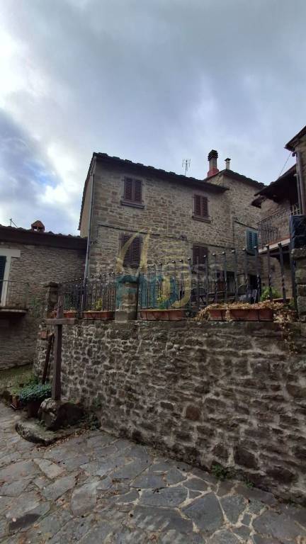 casa indipendente in vendita a Loro Ciuffenna
