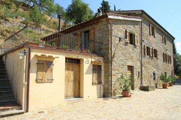 casa semindipendente in vendita a Loro Ciuffenna