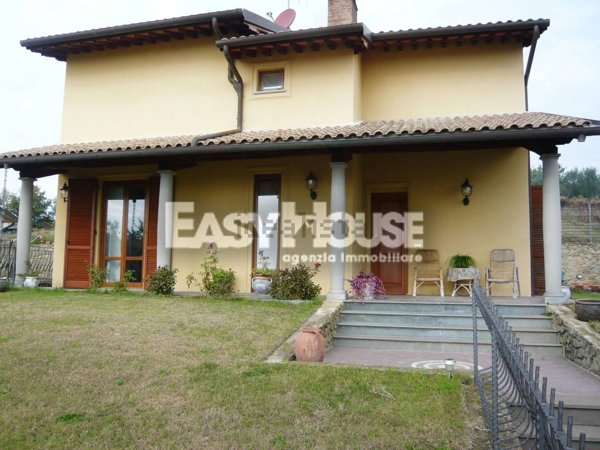 casa indipendente in vendita a Loro Ciuffenna in zona San Giustino Valdarno