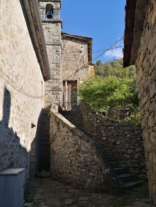 appartamento in vendita a Loro Ciuffenna in zona Modine/Gorgiti