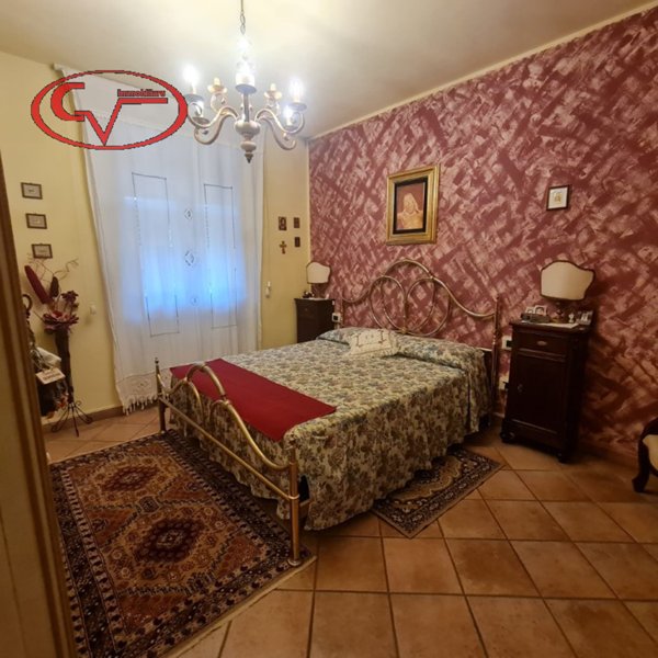 casa indipendente in vendita a Loro Ciuffenna in zona San Giustino Valdarno