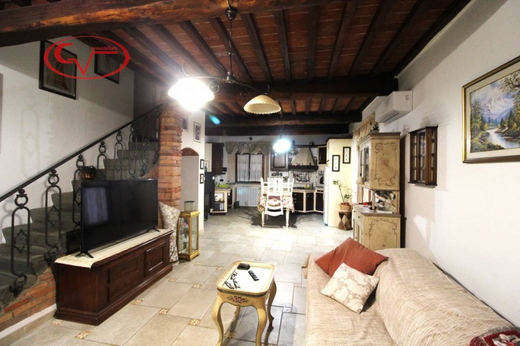 casa indipendente in vendita a Loro Ciuffenna