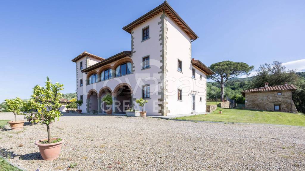 casa indipendente in vendita a Loro Ciuffenna