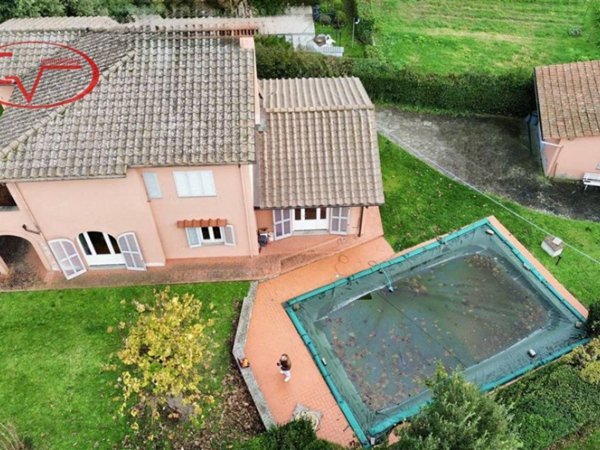 casa indipendente in vendita a Loro Ciuffenna