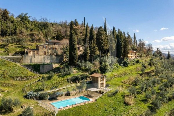 casale in vendita a Loro Ciuffenna