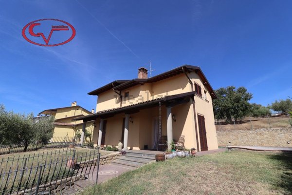 casa indipendente in vendita a Loro Ciuffenna in zona San Giustino Valdarno