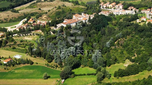 casa indipendente in vendita a Loro Ciuffenna