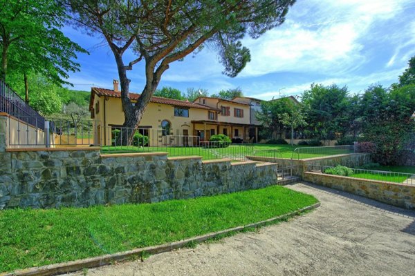 casa indipendente in vendita a Loro Ciuffenna