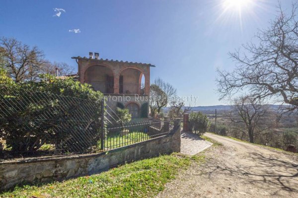 casa indipendente in vendita a Loro Ciuffenna in zona San Giustino Valdarno