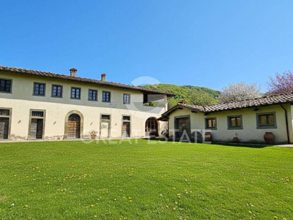 casa indipendente in vendita a Loro Ciuffenna