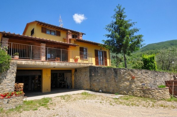 casa indipendente in vendita a Loro Ciuffenna in zona San Giustino Valdarno