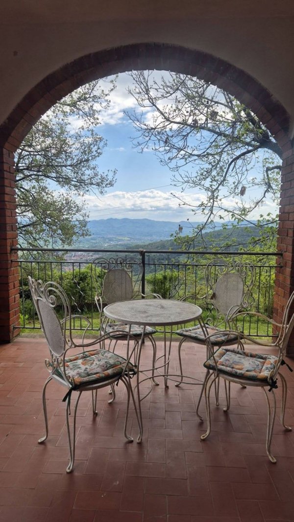 casa indipendente in vendita a Loro Ciuffenna in zona Querceto