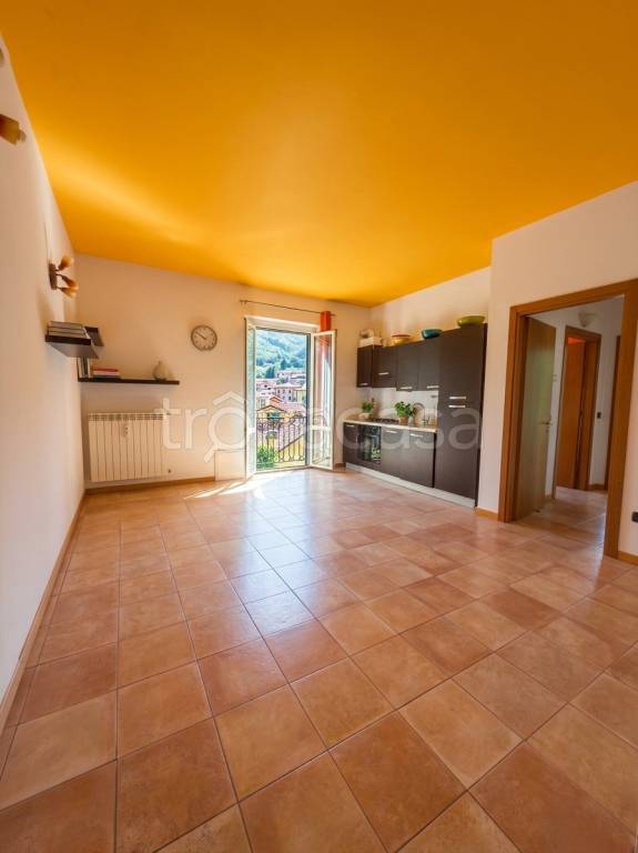 appartamento in vendita a Loro Ciuffenna in zona Querceto