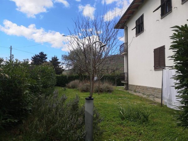 appartamento in vendita a Loro Ciuffenna in zona Querceto