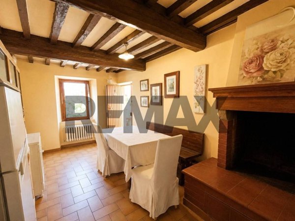 appartamento in vendita a Loro Ciuffenna in zona Poggio di Loro