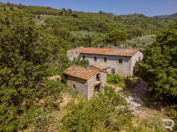 casa indipendente in vendita a Loro Ciuffenna
