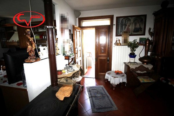 casa semindipendente in vendita a Loro Ciuffenna in zona Querceto