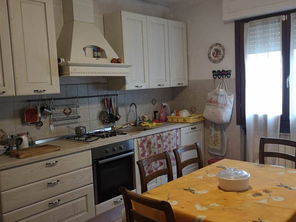 casa indipendente in vendita a Loro Ciuffenna in zona Querceto