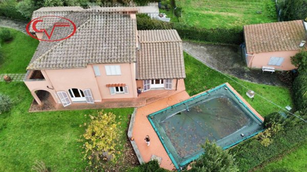 casa indipendente in vendita a Loro Ciuffenna in zona Querceto