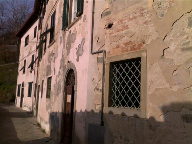 appartamento in vendita a Loro Ciuffenna in zona Querceto